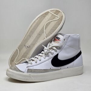 Nike Vintage 77 Blazer Mid  White Black Athletic Shoes Men’s Size 8.5 BQ6806-100